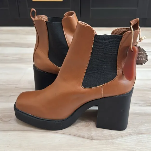 MIA Burnap Heeled Chelsea Ankle Boot