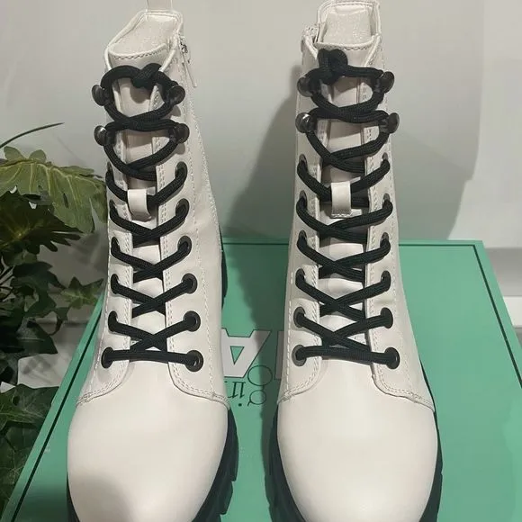 MIA Combat boots