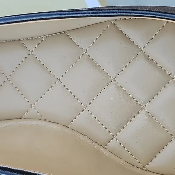 Michael Kors Ballet Flats with MK Logo and Quilted Lining