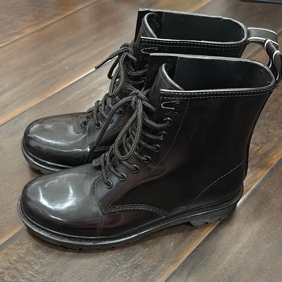 MICHAEL KORS Black Lace-Up Combat Boots