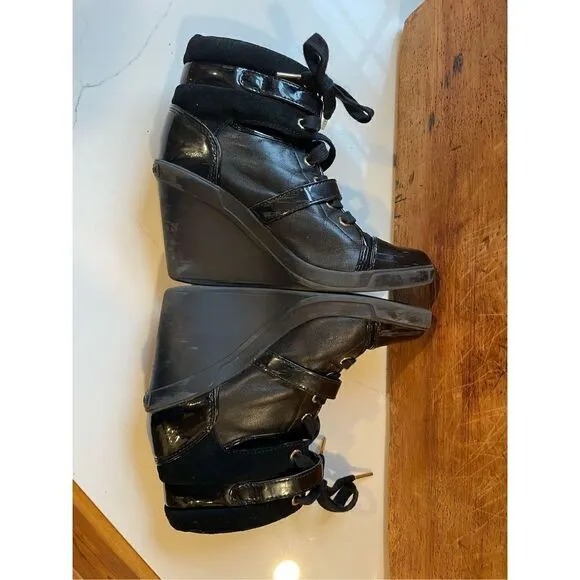 MICHAEL KORS Black Patent LIZZIE Hi High Top Wedge Platform Sneakers Booties 7.5