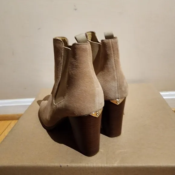 Michael Kors Chelsea Boots