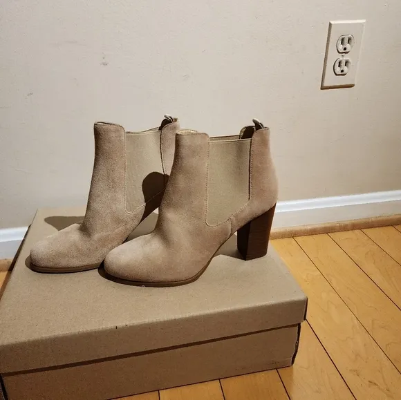 Michael Kors Chelsea Boots
