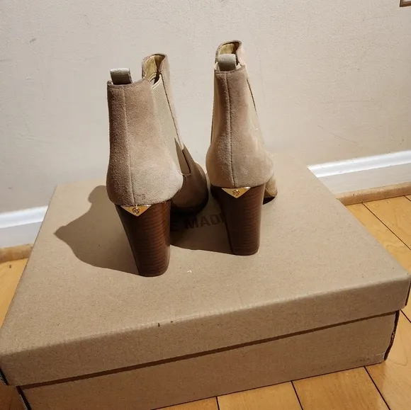Michael Kors Chelsea Boots