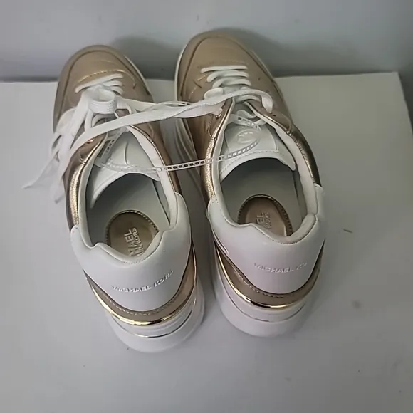 Michael Kors Hayes Metallic Leather Platform Lace Up Sneakers