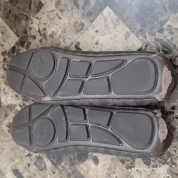 Michael Kors Monogram Flats 8.5M