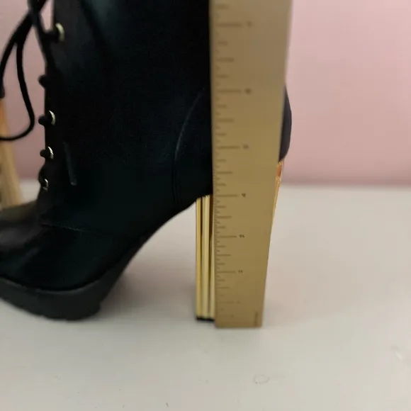 Michael Kors Porter Women’s Leather Ankle Combat &amp; Lace-Up Boots ✨brand new✨