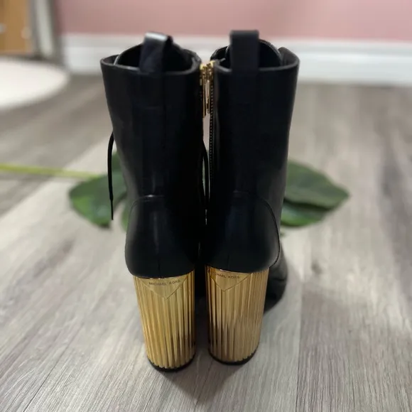Michael Kors Porter Women’s Leather Ankle Combat &amp; Lace-Up Boots ✨brand new✨