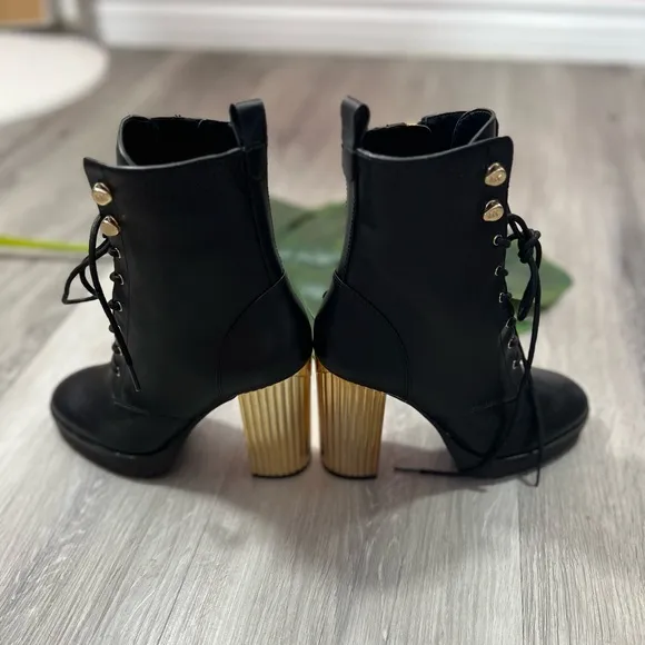 Michael Kors Porter Women’s Leather Ankle Combat &amp; Lace-Up Boots ✨brand new✨