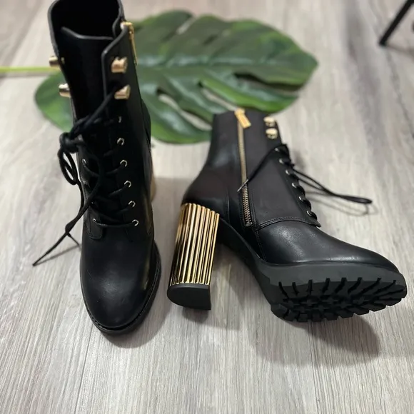 Michael Kors Porter Women’s Leather Ankle Combat &amp; Lace-Up Boots ✨brand new✨