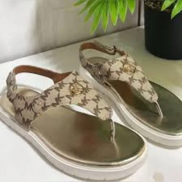 Michael Kors Sandals Size 1 NWOT