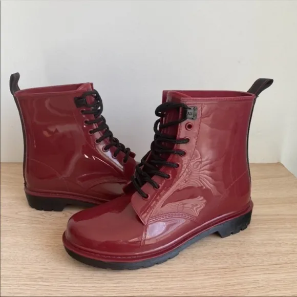 Michael Kors Tavie Rainbootie Burgandy Women- Size 9
