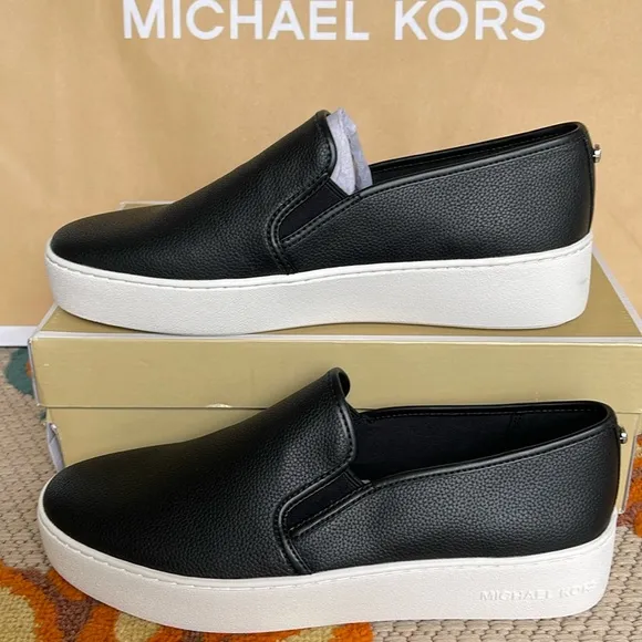 Michael Kors TEDDI SLIP ONTUMBLED FAUX LTHR49T2TEFP1LBlack Platform Sneakers