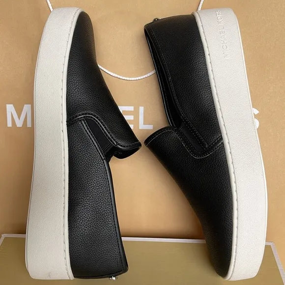 Michael Kors TEDDI SLIP ONTUMBLED FAUX LTHR49T2TEFP1LBlack Platform Sneakers