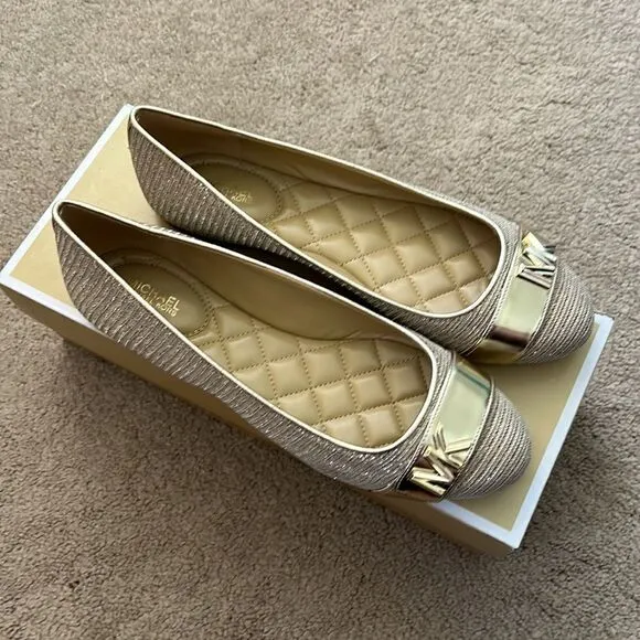 Michael Kors Women's Jilly Round Toe Ballet Flats Size 8
