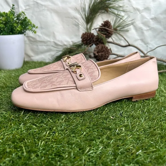 Michael KorsWomen's Farrah Slip-On Loafer Flats in blush size 9.5