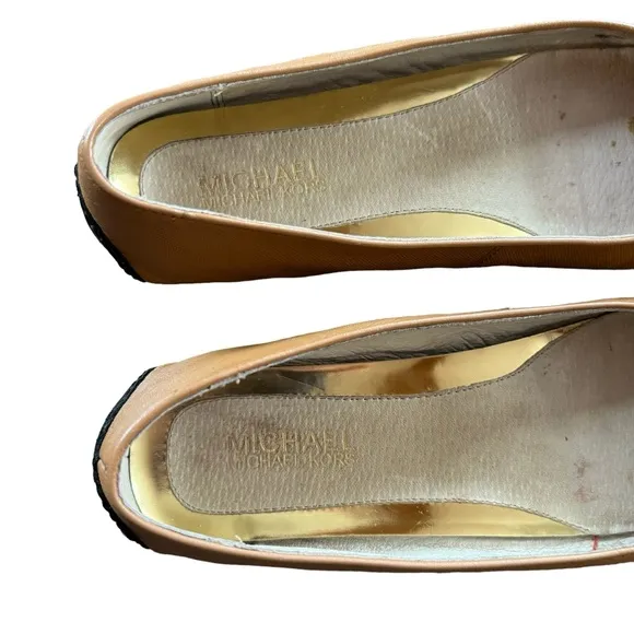 Michael Michael Kors Size 7.5 Black/Camel Driving Loafers Flats Gold Medallion
