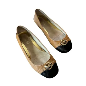 Michael Michael Kors Size 7.5 Black/Camel Driving Loafers Flats Gold Medallion