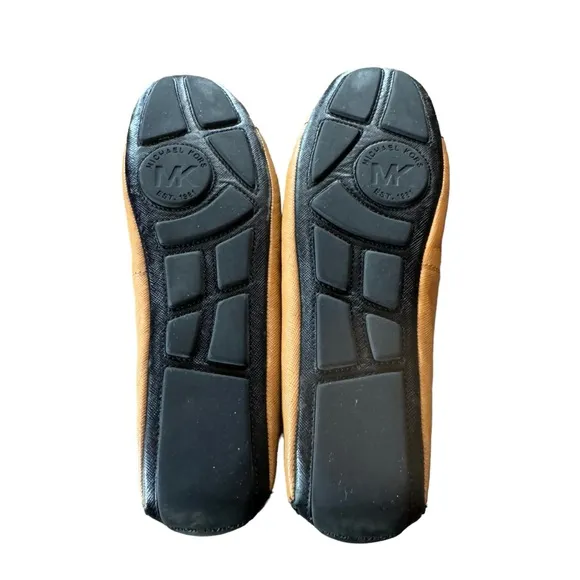 Michael Michael Kors Size 7.5 Black/Camel Driving Loafers Flats Gold Medallion
