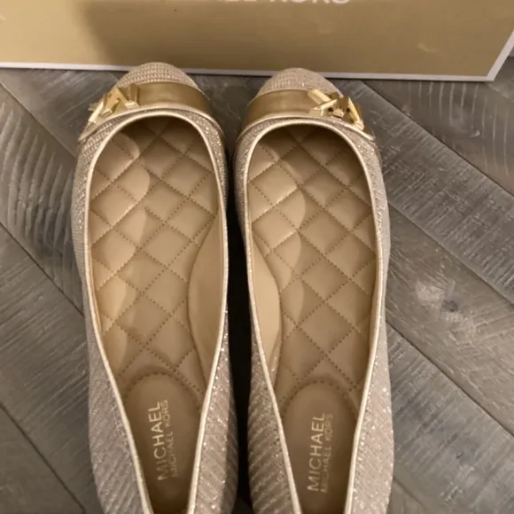 MICHAEL MICHAEL KORS Women's Jilly Round Toe Ballet Flats