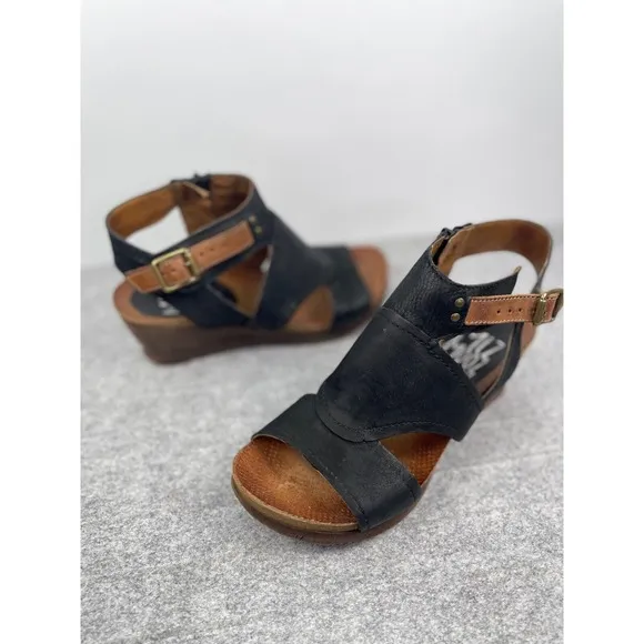 Miz MOOZ Cork Leather Wedge Black Adjustable Sandals, Minimalist, Classic, zip