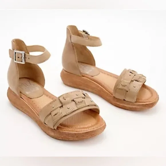 Miz Mooz | Indra Sandal in Tan Euro size 41