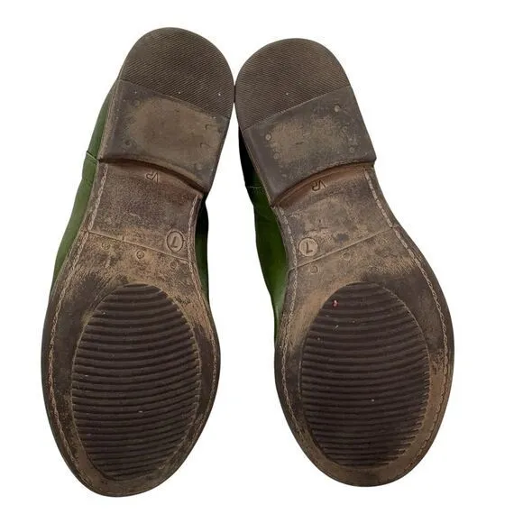 Miz Mooz Lissie Green Kiwi‎ Antique Leather Ruched Chelsea Ankle Boots Size 7