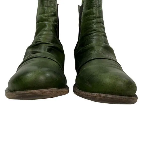 Miz Mooz Lissie Green Kiwi‎ Antique Leather Ruched Chelsea Ankle Boots Size 7