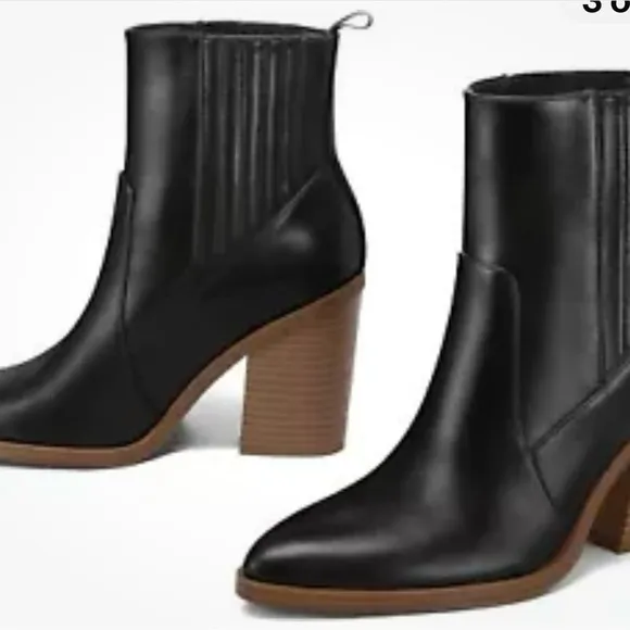 Mysoft Black Chelsea women’s cancel boots chunky/mid heel NIB size 8