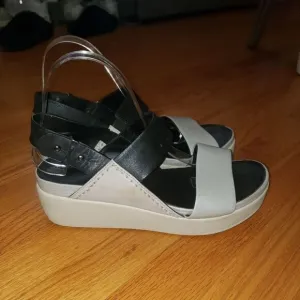 Naked feet Bohmm Sandals
