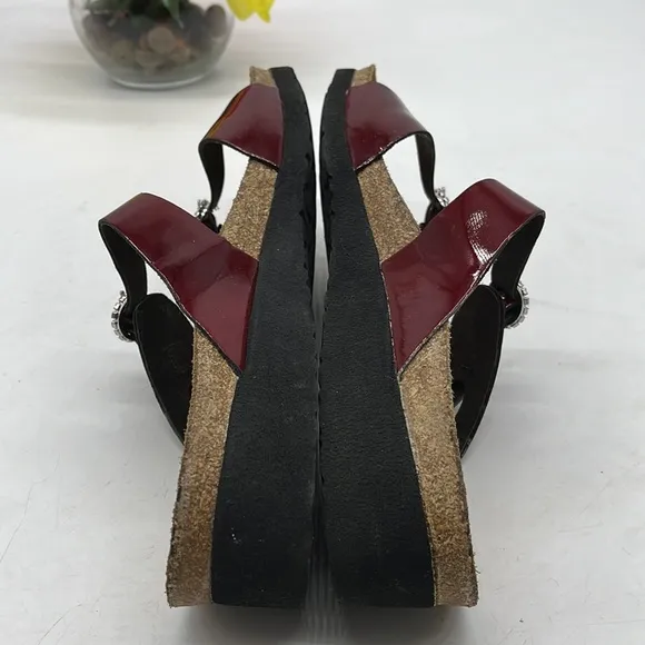 NAOT Red Patent Slip On Sandals Size EU 42. MCS3536G