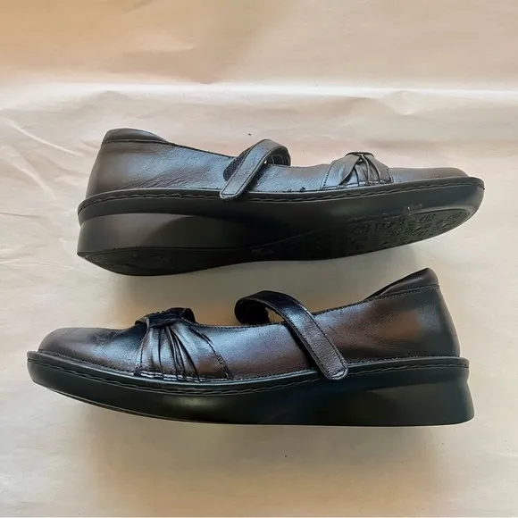 Naot Tone Black Leather Mary Jane Flats with Comfort Features