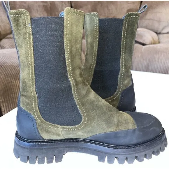 Napoleoni Italy Green Suede Chelsea Lug Woman’s Boots Sz 9 US‎