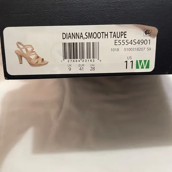Naturalizer Dianna Smooth Taupe Strap Sandals