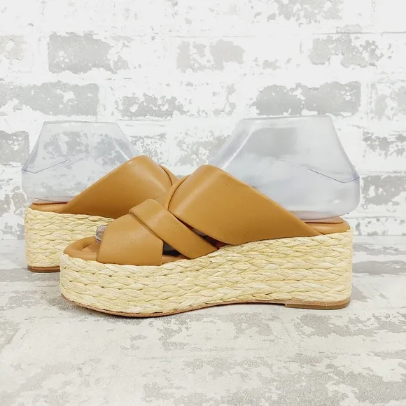 New Andre Assous Calesa Leather Slip-On Flatform Sandals B395