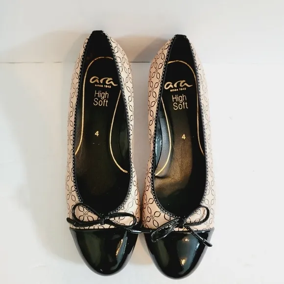 NEW Ara Ballet Flats Bow Toe Shoes Size 6.5 US