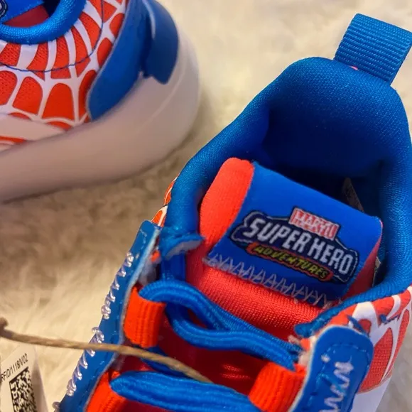 New baby size 4 Adidas x Spiderman racer TR21 superhero adventure sneaker