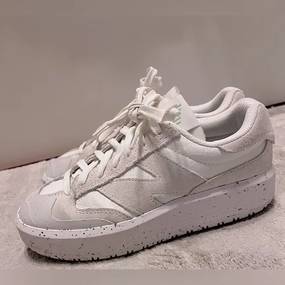 New Balance CT302 Sneakers | Sea Salt/Avocado | Size 6.5