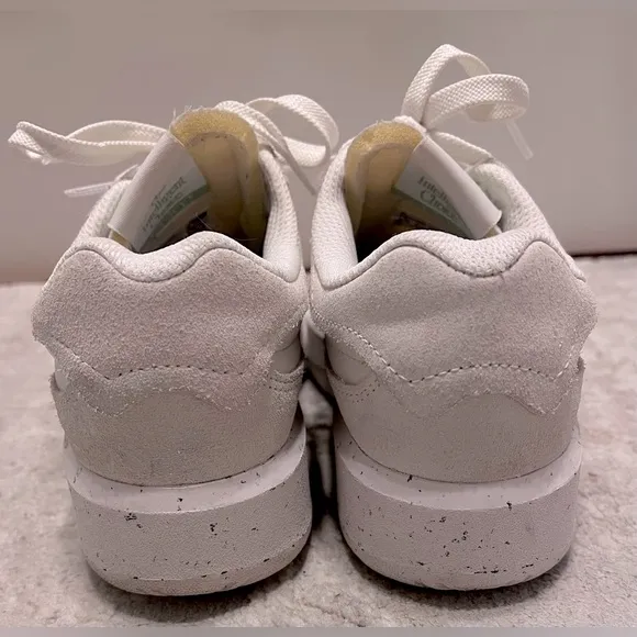 New Balance CT302 Sneakers | Sea Salt/Avocado | Size 6.5