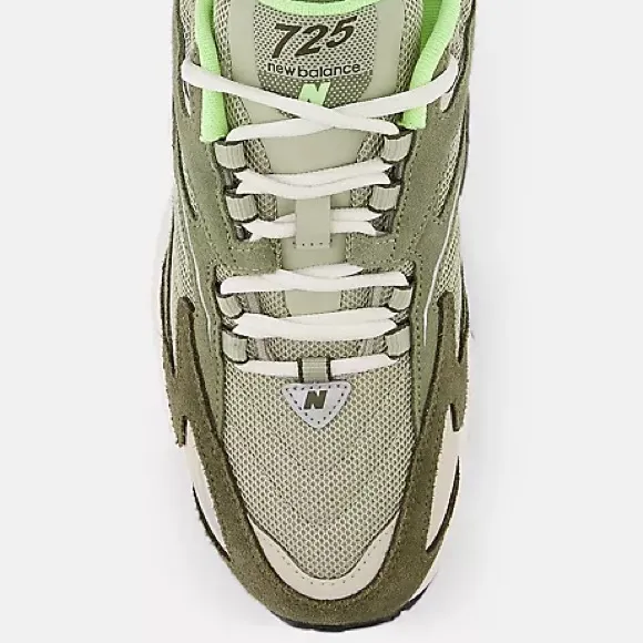 New Balance Heritage 725v1 Sneakers