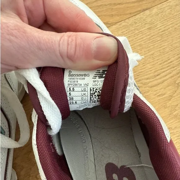 New Balance - Men's 550 Sneakers in White &amp; Burgundy