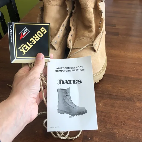 NEW! BATES GORE-TEX army combat boots!