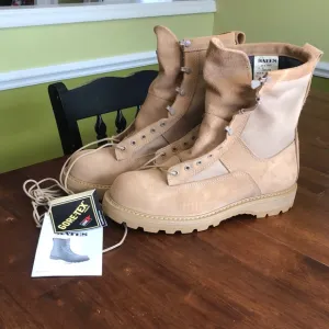 NEW! BATES GORE-TEX army combat boots!