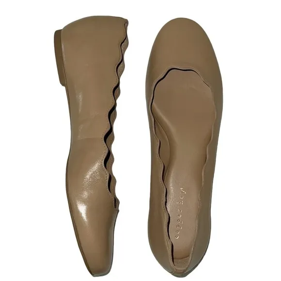 NEW Copper Key Lovely Leather Scalloped Flats in Dark Sierra Tan Size 8.5