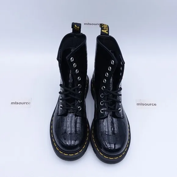 NEW Dr. Martens 1460 Boots 26262001 Patent Leather Crocodile