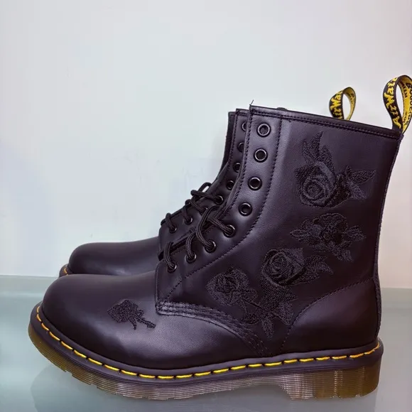 New Dr Martens Vonda Mono Boot 1460 Embroidered Flowers Combat Boots US Size 10
