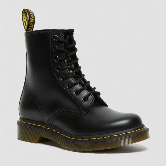 NEW Dr. Martens Zavala 1460 Women's Leather Lace Up Boots Black Combat Boots 7