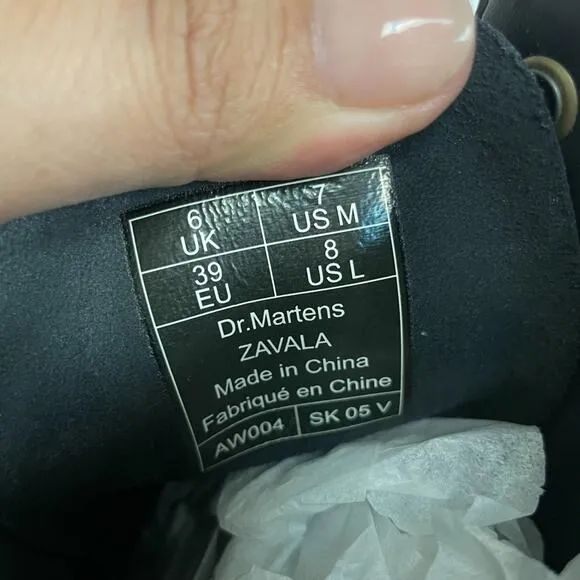 NEW Dr. Martens Zavala 1460 Women's Leather Lace Up Boots Black Combat Boots 7