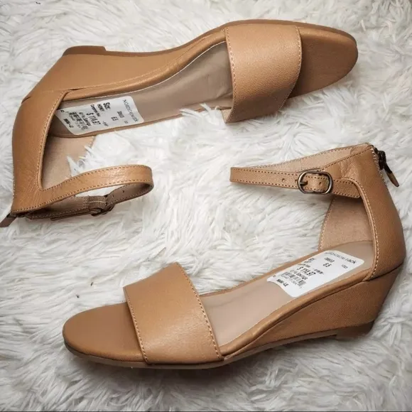 New Eileen Fisher Honey Mara Leather Wedge Sandals