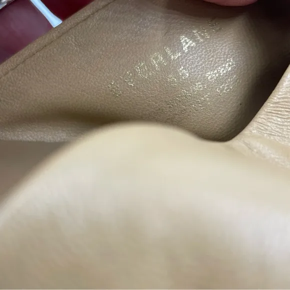 NEW Everlane Light Taupe Tan Leather Day Crossover Sandal in Size 6.5